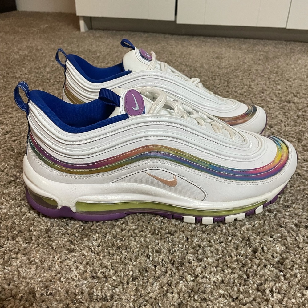 Nike women’s Air Max 97 - like new